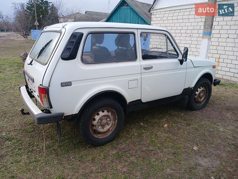 Позашляховик / Кросовер ВАЗ / Lada 21213 Niva 1995 в Переяславі фото 4 Позашляховик / Кросовер ВАЗ / Lada 21213 Niva 1995 в Переяславі