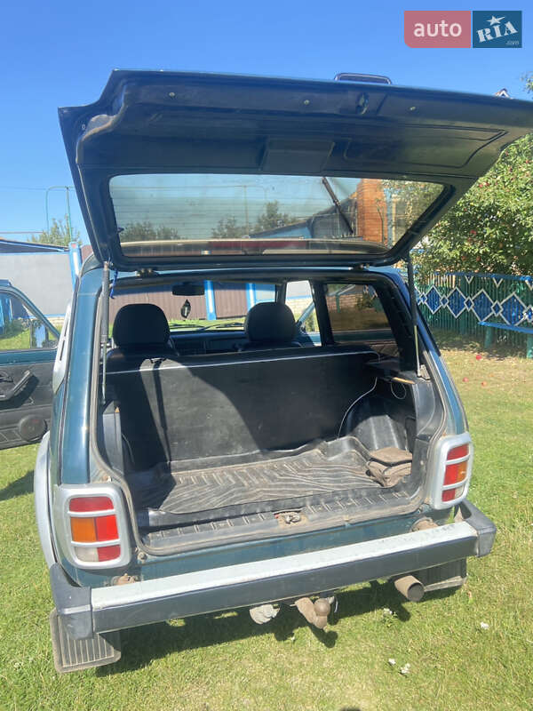 Внедорожник / Кроссовер ВАЗ / Lada 21213 Niva 2004 в Сумах