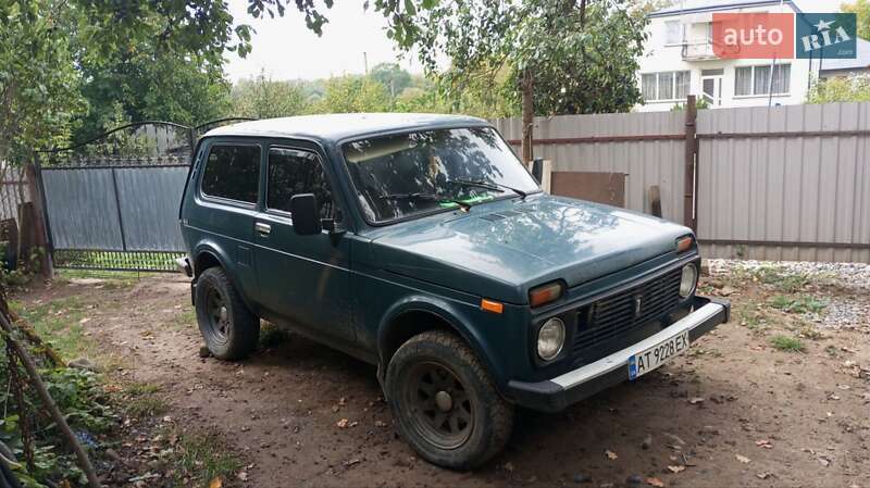 Внедорожник / Кроссовер ВАЗ / Lada 21213 Niva 2002 в Солотвине