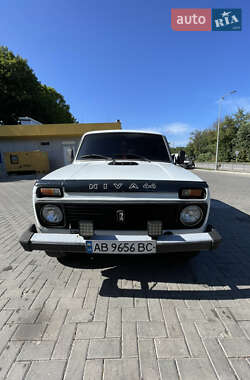 Внедорожник / Кроссовер ВАЗ 21213 Niva 2003 в 
