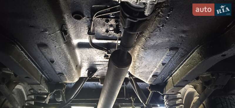 Внедорожник / Кроссовер ВАЗ / Lada 21213 Niva 2002 в Богуславе