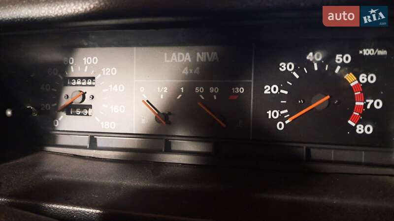 Позашляховик / Кросовер ВАЗ / Lada 21213 Niva 2000 в Києві