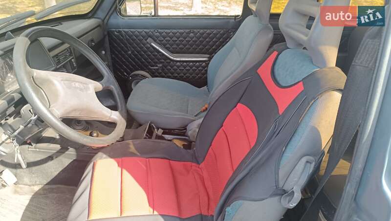 Внедорожник / Кроссовер ВАЗ / Lada 21213 Niva 1995 в Запорожье