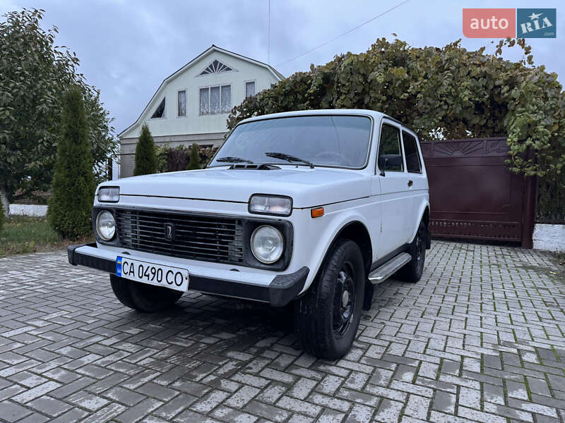 Позашляховик / Кросовер ВАЗ / Lada 21213 Niva 2003 в Звенигородці