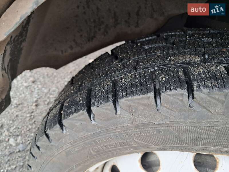 Внедорожник / Кроссовер ВАЗ / Lada 21213 Niva 2004 в Великой Багачке