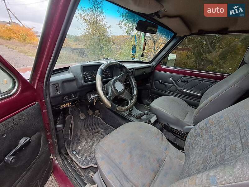 Внедорожник / Кроссовер ВАЗ / Lada 21213 Niva 2004 в Великой Багачке