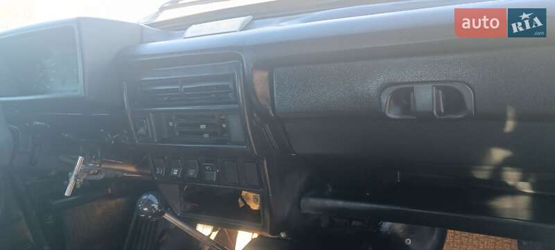 Внедорожник / Кроссовер ВАЗ / Lada 21213 Niva 2002 в Гайсине