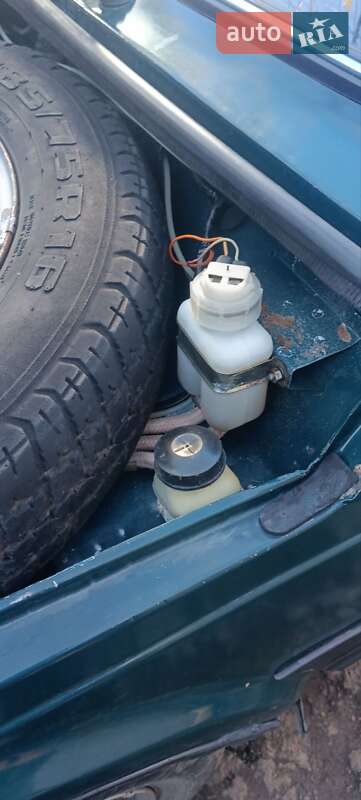 Внедорожник / Кроссовер ВАЗ / Lada 21213 Niva 2002 в Гайсине