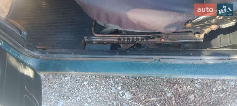 Внедорожник / Кроссовер ВАЗ / Lada 21213 Niva 2002 в Гайсине