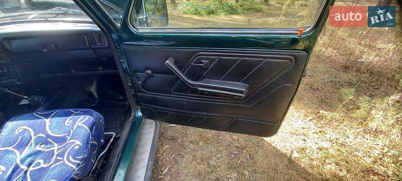 Внедорожник / Кроссовер ВАЗ / Lada 21213 Niva 2002 в Ахтырке фото 14 Внедорожник / Кроссовер ВАЗ / Lada 21213 Niva 2002 в Ахтырке