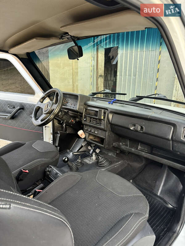 Позашляховик / Кросовер ВАЗ / Lada 21213 Niva 2002 в Фастові фото 8 Позашляховик / Кросовер ВАЗ / Lada 21213 Niva 2002 в Фастові