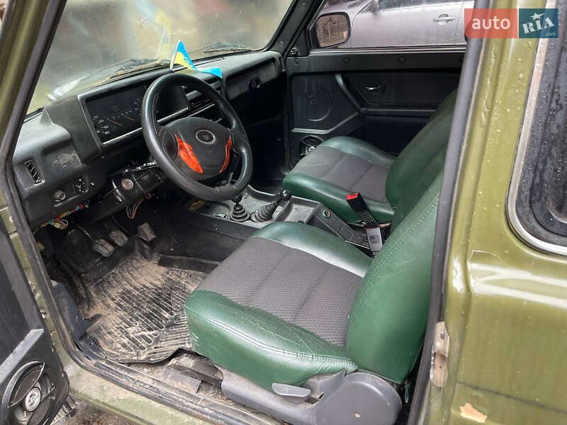 ВАЗ / Lada 21213 Niva 2001 ВАЗ / Lada 21213 Niva 2001