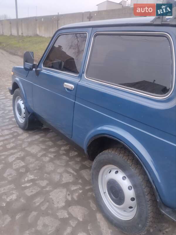 Внедорожник / Кроссовер ВАЗ / Lada 21213 Niva 2000 в Краснокутске