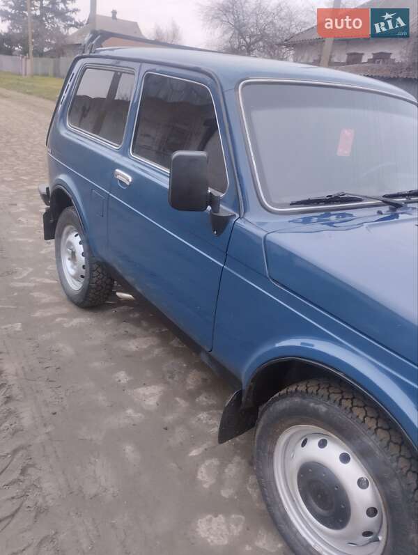 Внедорожник / Кроссовер ВАЗ / Lada 21213 Niva 2000 в Краснокутске