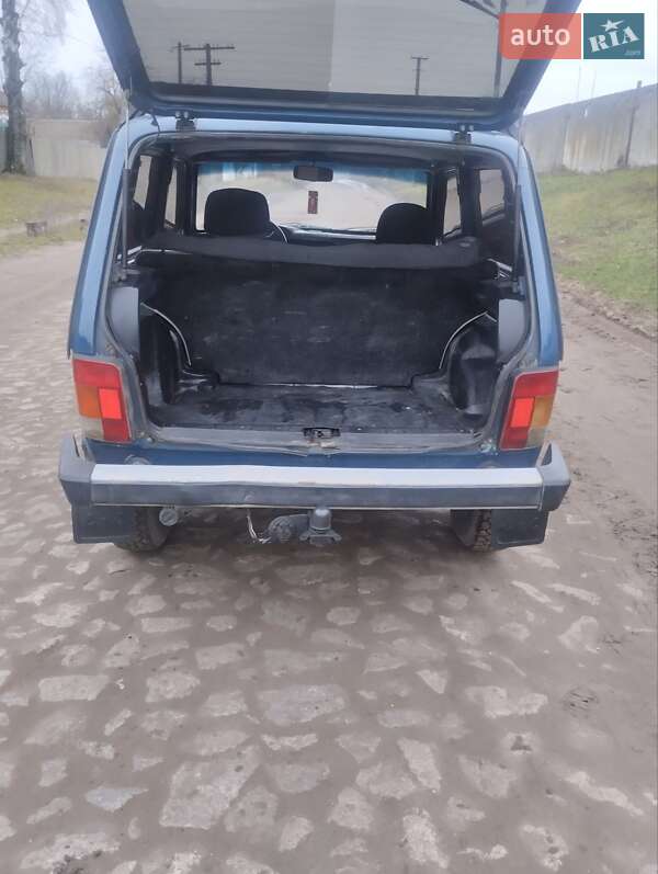 Внедорожник / Кроссовер ВАЗ / Lada 21213 Niva 2000 в Краснокутске