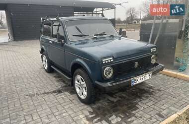 Позашляховик / Кросовер ВАЗ 21213 Niva 2004 в Кореці