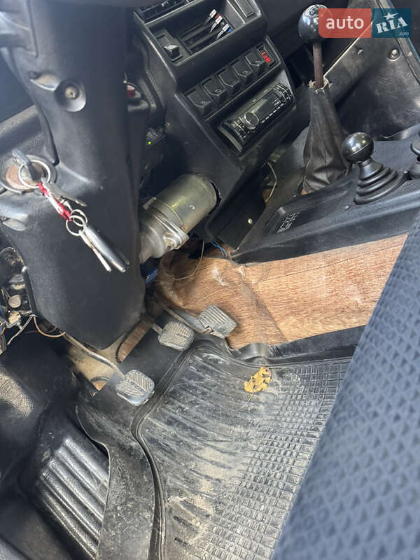 Позашляховик / Кросовер ВАЗ / Lada 21213 Niva 2003 в Одесі фото 10 Позашляховик / Кросовер ВАЗ / Lada 21213 Niva 2003 в Одесі