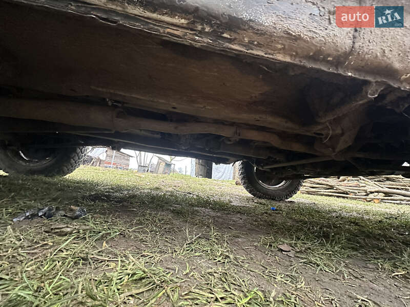 Позашляховик / Кросовер ВАЗ / Lada 21213 Niva 1999 в Золочеві