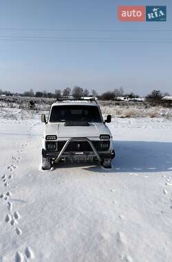 Позашляховик / Кросовер ВАЗ 21213 Niva 2004 в Шостці