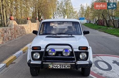 Внедорожник / Кроссовер ВАЗ / Lada 21213 Niva 1999 в Петропавловской Борщаговке