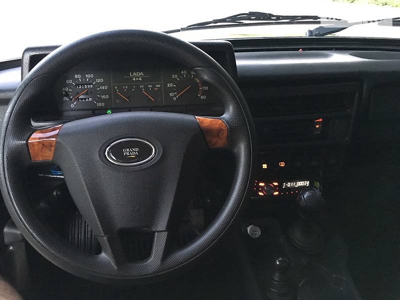 Позашляховик / Кросовер ВАЗ / Lada 21214 / 4x4 2006 в Вінниці