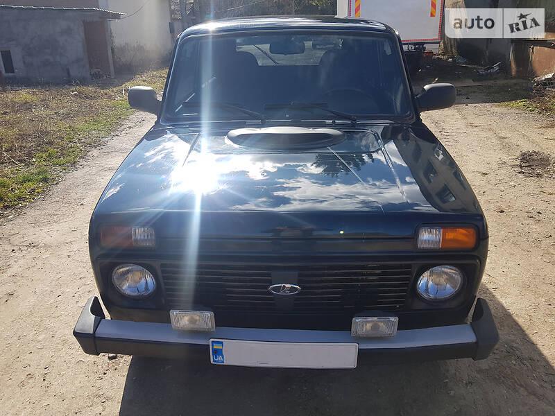 Позашляховик / Кросовер ВАЗ / Lada 21214 / 4x4 2015 в Хмельницькому