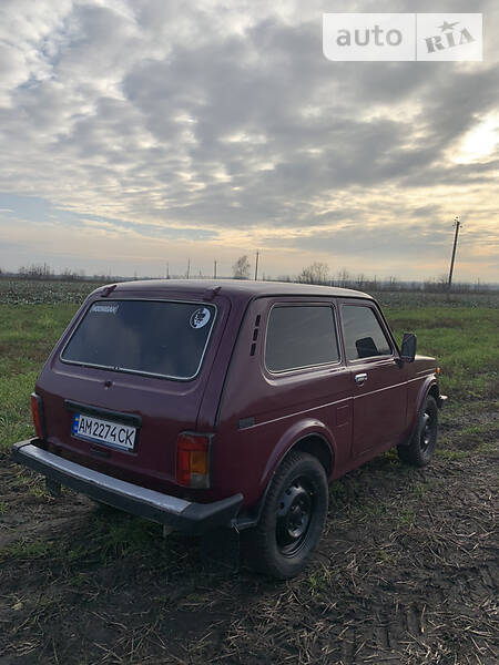 Внедорожник / Кроссовер ВАЗ / Lada 21214 / 4x4 2008 в Житомире