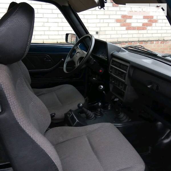 Купе ВАЗ / Lada 21214 / 4x4 2010 в Сумах