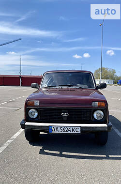 Позашляховик / Кросовер ВАЗ / Lada 21214 / 4x4 2011 в Рокитному