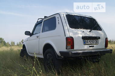 Позашляховик / Кросовер ВАЗ / Lada 21214 / 4x4 2012 в Кривому Розі