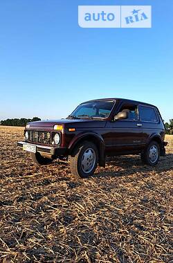 Позашляховик / Кросовер ВАЗ / Lada 21214 / 4x4 2010 в Дніпрі