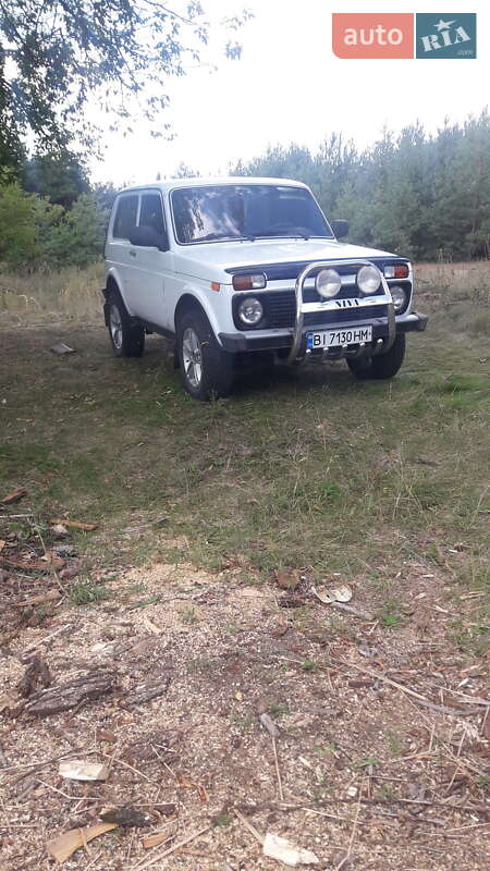Внедорожник / Кроссовер ВАЗ / Lada 21214 / 4x4 2011 в Черкассах