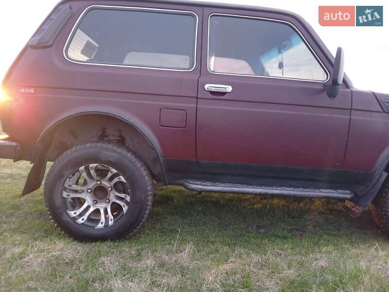 Позашляховик / Кросовер ВАЗ / Lada 21214 / 4x4 2007 в Козелеці