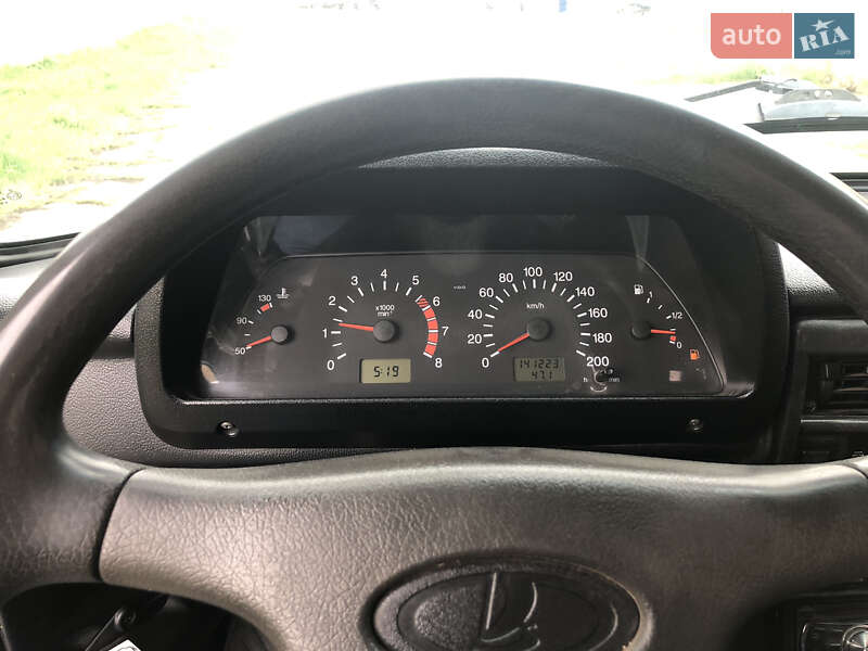 Внедорожник / Кроссовер ВАЗ / Lada 21214 / 4x4 2010 в Первомайске