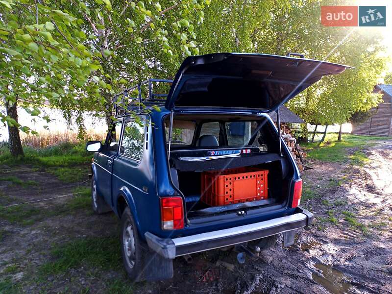 Внедорожник / Кроссовер ВАЗ / Lada 21214 / 4x4 2010 в Луцке