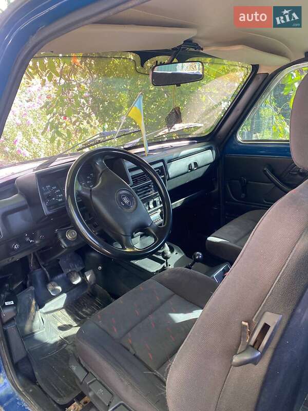 Позашляховик / Кросовер ВАЗ / Lada 21214 / 4x4 2009 в Царичанці