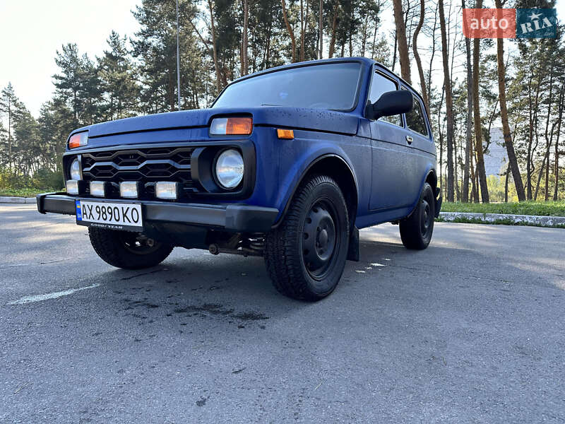 Внедорожник / Кроссовер ВАЗ / Lada 21214 / 4x4 2011 в Харькове