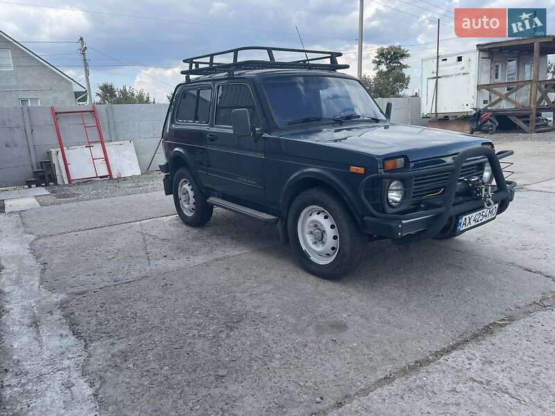 Внедорожник / Кроссовер ВАЗ / Lada 21214 / 4x4 2008 в Харькове