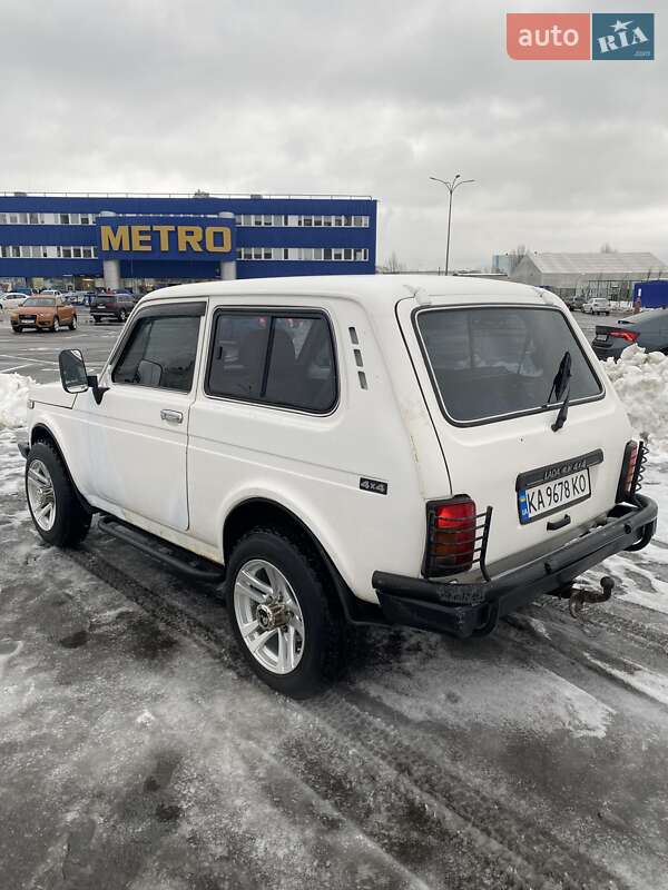 Внедорожник / Кроссовер ВАЗ / Lada 21214 / 4x4 2007 в Киеве