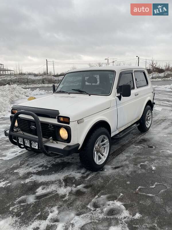 Внедорожник / Кроссовер ВАЗ / Lada 21214 / 4x4 2007 в Киеве