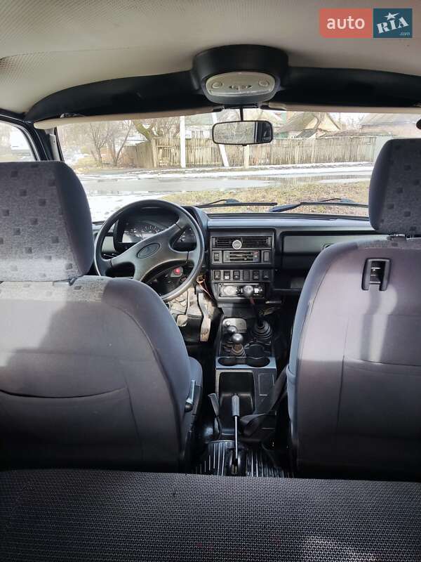 Внедорожник / Кроссовер ВАЗ / Lada 21214 / 4x4 2012 в Синельниково фото 10 Внедорожник / Кроссовер ВАЗ / Lada 21214 / 4x4 2012 в Синельниково