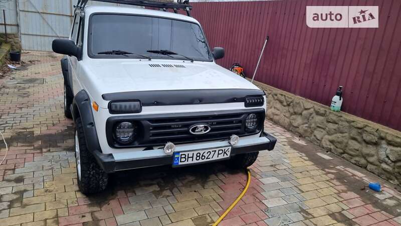 Внедорожник / Кроссовер ВАЗ / Lada 21214 / 4x4 2007 в Одессе