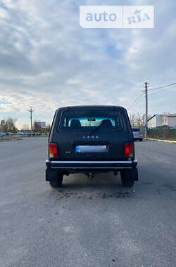 Позашляховик / Кросовер ВАЗ / Lada 21214 / 4x4 2017 в Бучі