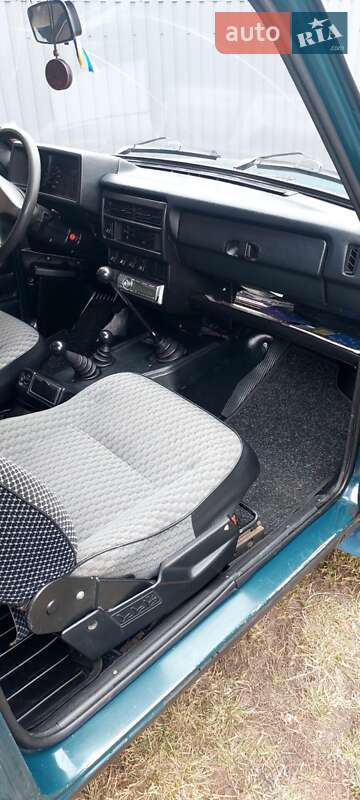 Внедорожник / Кроссовер ВАЗ / Lada 21214 / 4x4 2006 в Бахмаче фото 9 Внедорожник / Кроссовер ВАЗ / Lada 21214 / 4x4 2006 в Бахмаче