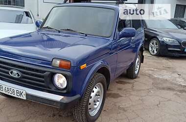 Позашляховик / Кросовер ВАЗ / Lada 21214 / 4x4 2010 в Чернігові