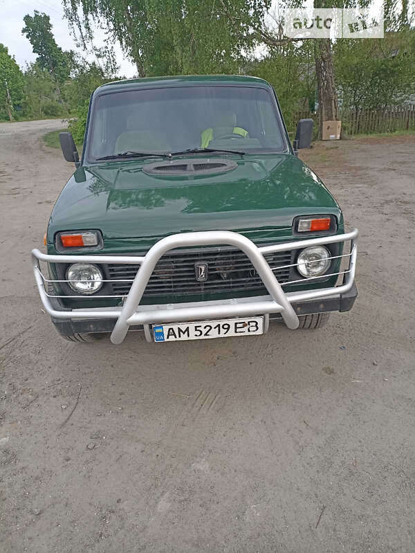 Позашляховик / Кросовер ВАЗ / Lada 21214 / 4x4 2007 в Баранівці
