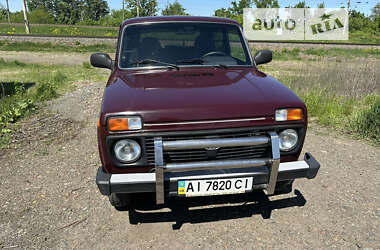 Внедорожник / Кроссовер ВАЗ / Lada 21214 / 4x4 2010 в Киеве