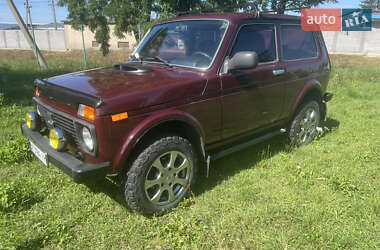 Позашляховик / Кросовер ВАЗ / Lada 21214 / 4x4 2011 в Гощі