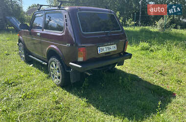 Позашляховик / Кросовер ВАЗ / Lada 21214 / 4x4 2011 в Гощі