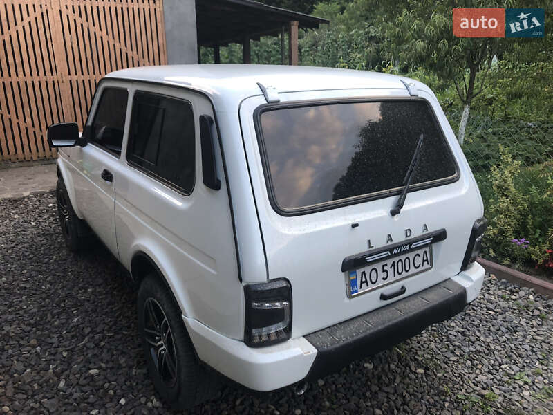 Внедорожник / Кроссовер ВАЗ / Lada 21214 / 4x4 2014 в Тячеве фото 5 Внедорожник / Кроссовер ВАЗ / Lada 21214 / 4x4 2014 в Тячеве